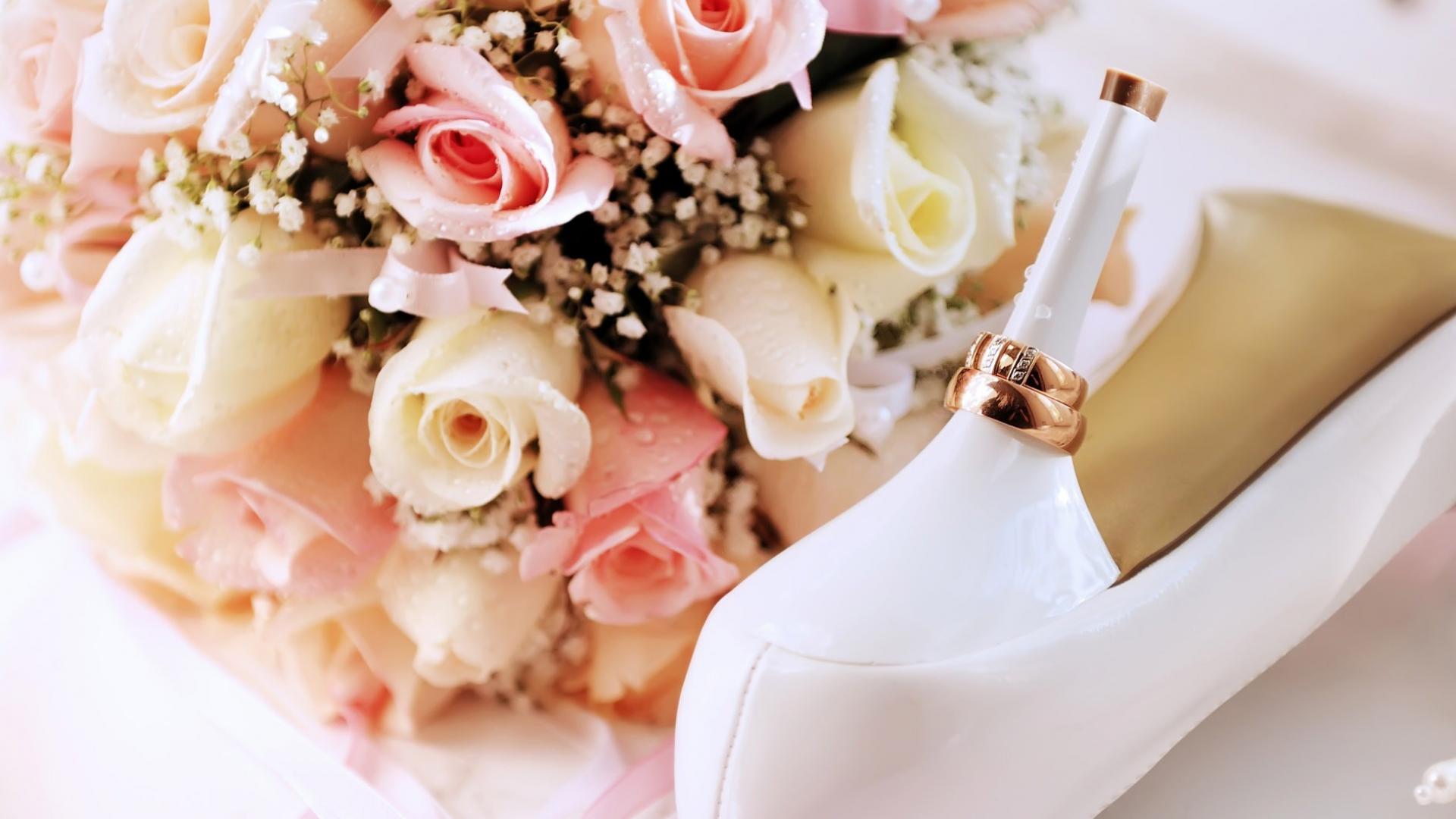 поздравляю с бракосочетанием. счастливой семейной жизни==description=открытки...