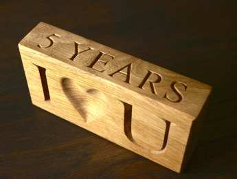 5 лет - деревянная свадьба открытки на 5 лет свадьбы. деревянная свадьба. поздравления с деревянной свадьбой.