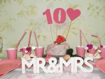 10 лет - оловянная (розовая) свадьба открытки на 10 лет свадьбы. розовая свадьба. поздравления с розовой свадьбой.